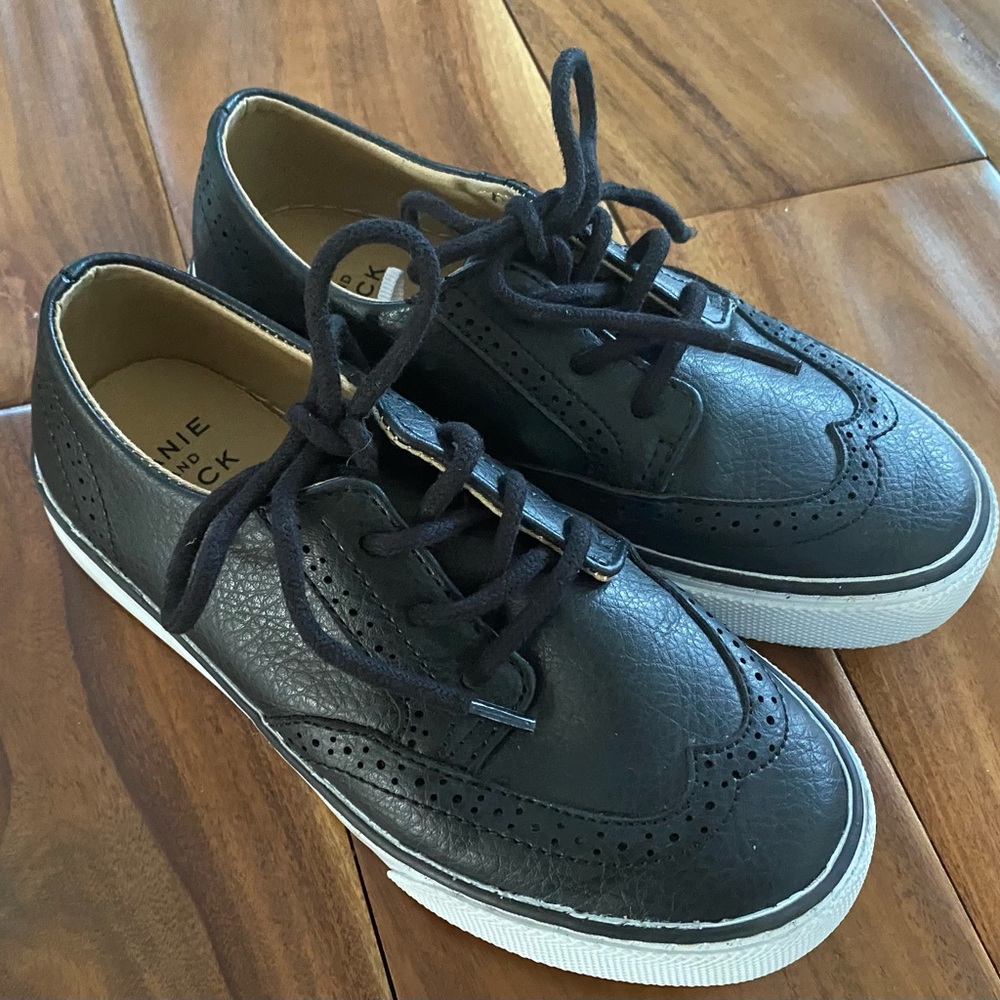 Janie and Jack Boy's Black Lace Up Casual Sneakers Shoes Size 12